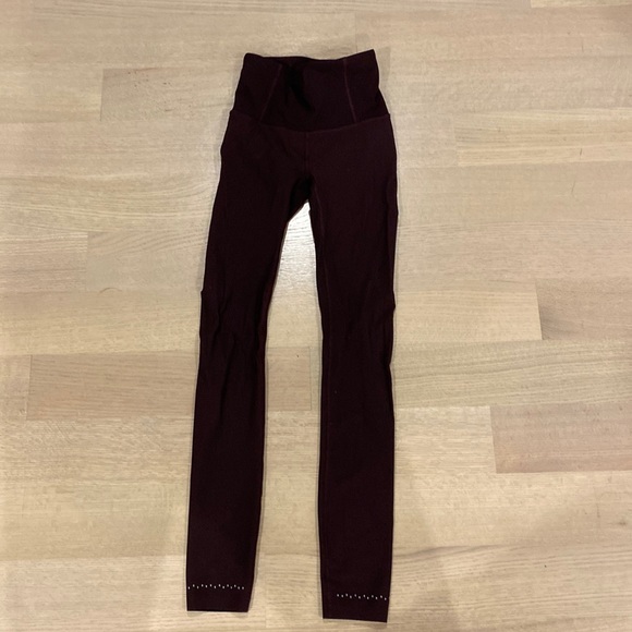 Lululemon size 2burgundy leggings - Picture 1 of 3